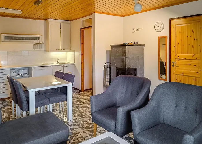 Mukalilla- Paritalo Sis Loppusiivouksen By Interhome *